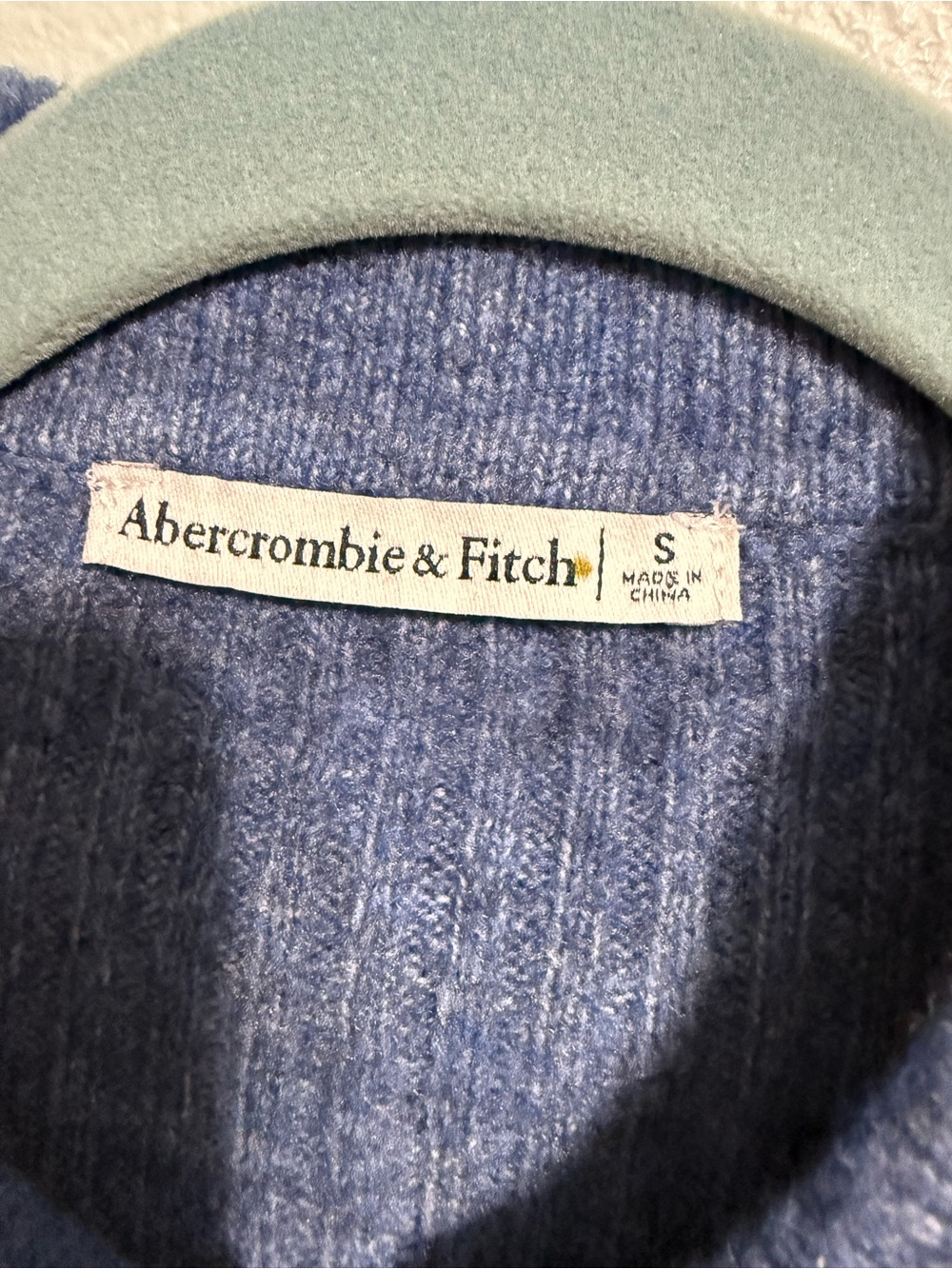 NWOT Abercrombie & Fitch Ribbed Pearl Button Collared Cardigan Size Small - Picture 6 of 10